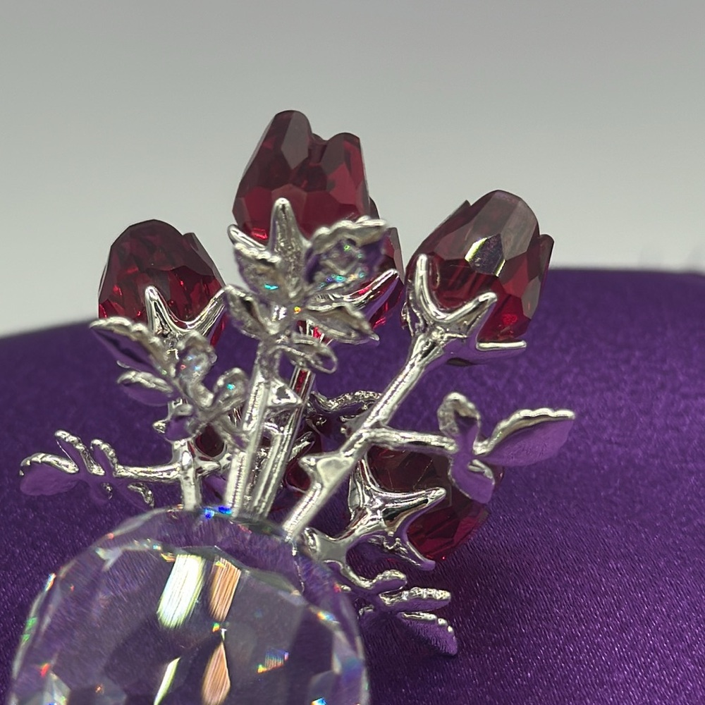 Swarovski 6 Red Rose Bouquet - Picture 5 of 5